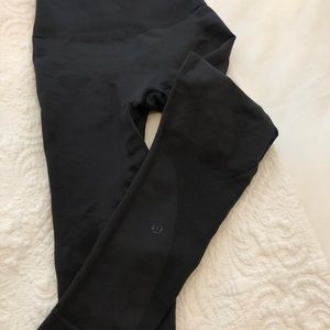 Lululemon tights